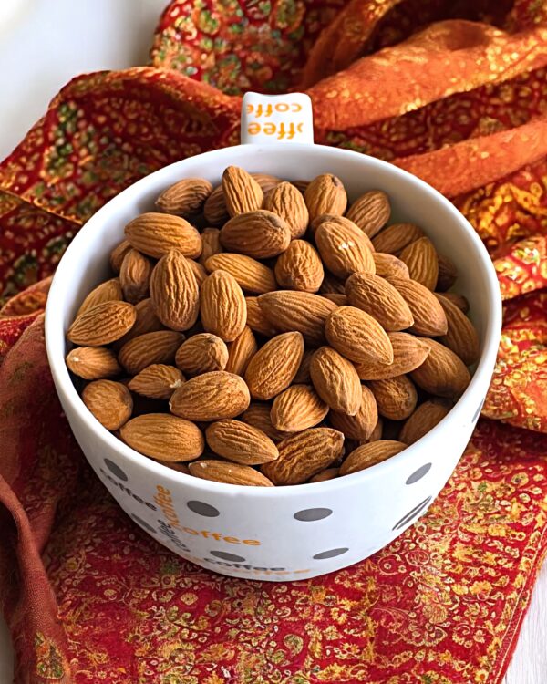 Kashmiri Mamra Badam